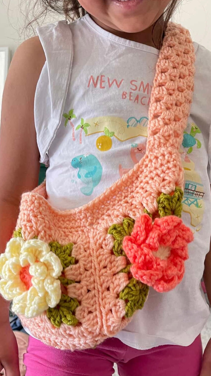 **PATTERN** Blossom Granny Square