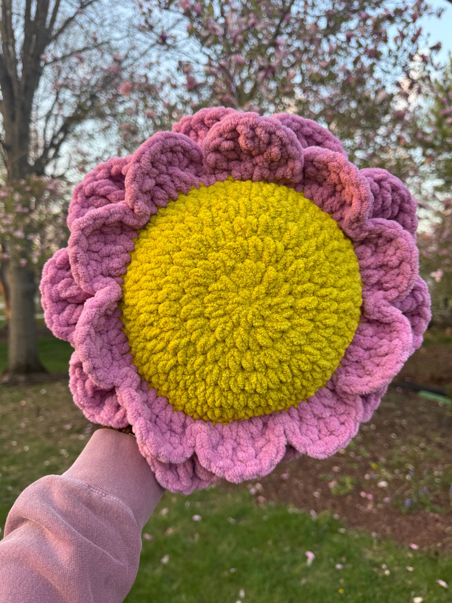 **PATTERN** Blossom Pillow